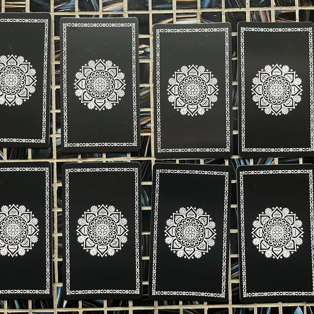 Holo Tarot | Holographic Tarot Deck & Guide